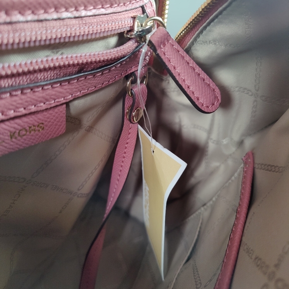 NWT Michael Kors Rhea Backpack In Rose - Picture 9 of 15